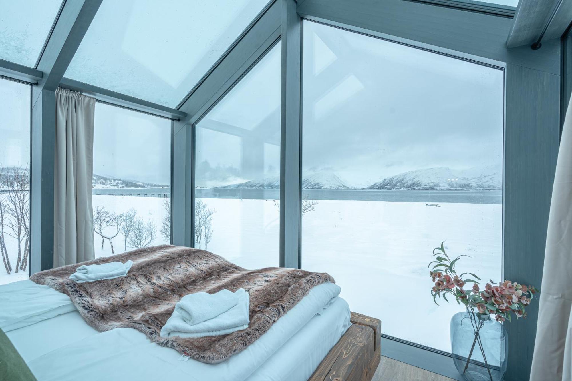 Aera - Glass Cabins ترومسو المظهر الخارجي الصورة